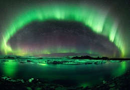 A Starry Night of Iceland